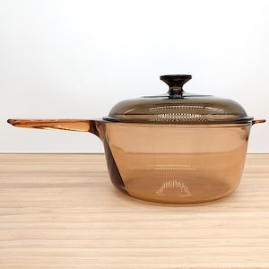 Vintage Corning Visions Amber 2.5L Saucepan with Lid, USA Made Glass Cookware, Pyroceram, Oven Safe, 1980s Retro Kitchen Collectible V-2.5-C