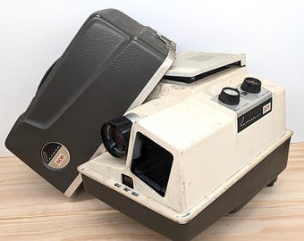 Vintage 1950s Revere 505 Slide Projector with Case