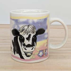 Vintage Holstein Kuh Becher 12 Unzen von Balkcum, 1990er Jahre Pastell Bauernhaus Dekor, Schwarz & Weiß Milchkuh Sammlerstück, Blumen Küchentasse