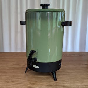 アメリカ製　アボカドグリーン　コーヒーメーカー　ミッドセンチュリー　ヴィンテージ il_300x300.7389199871_5668.jpg