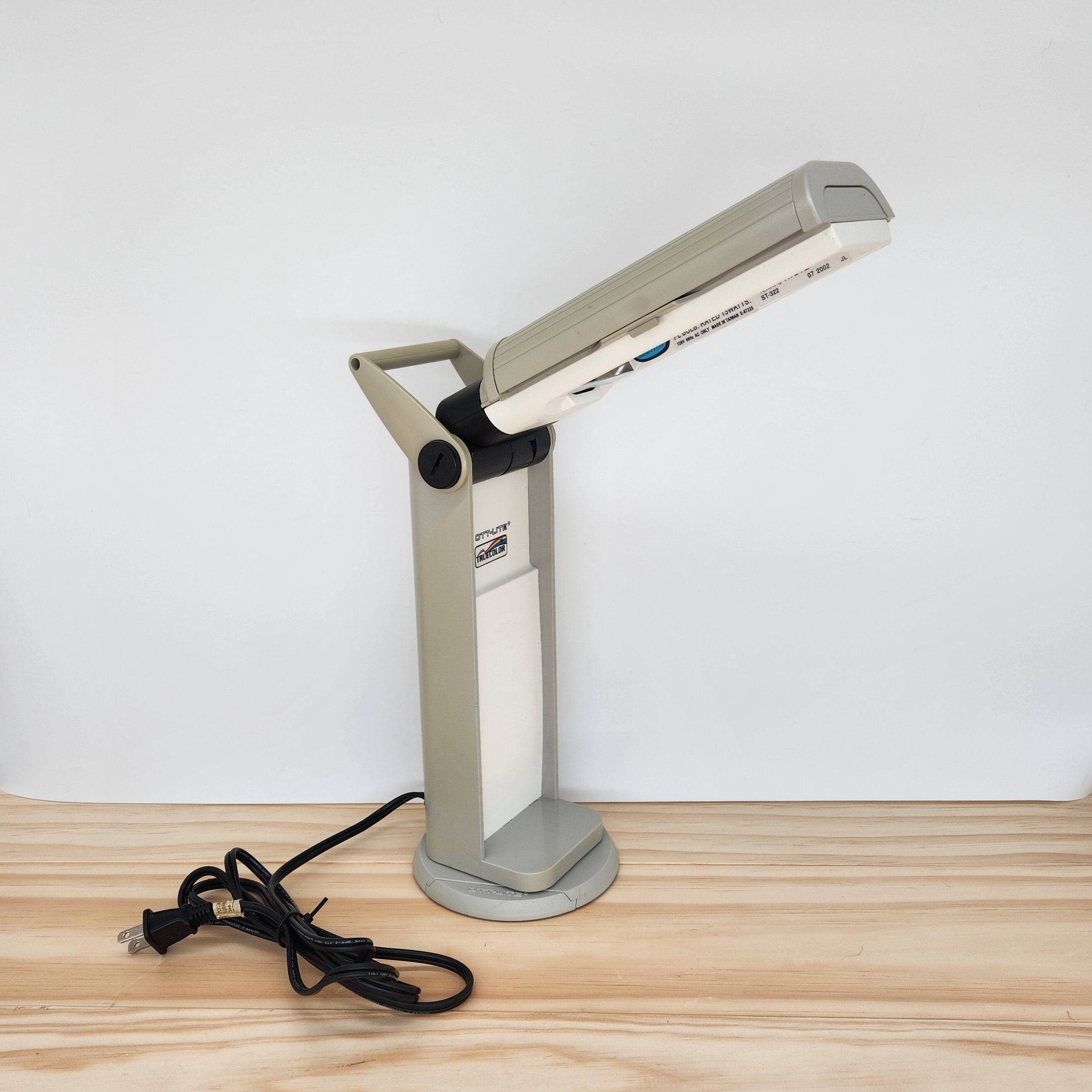 Ott hotsell light australia