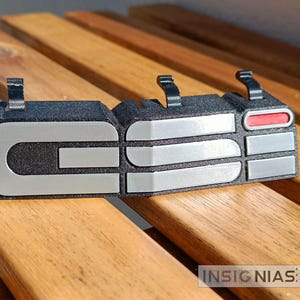 Emblem Opel Corsa GSI MK1. Insignia Opel Corsa GSI A MK1. Emblema, logo Corsa GSI, bagde  ***3D*** Reproducción 3D.