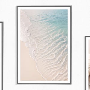 Impresión de costa (P), Imagen de playa, Arte costero, Mar de arena en primer plano, Decoración de playa, Olas tranquilas, Impresiones costeras, Colores naturales, Agua, Ondulación