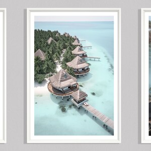 Stampa aerea di bungalow sull'acqua (P), bungalow tropicali sull'acqua, Maldive, Bora Bora, vacanza tropicale, foto di spiaggia, capanne tropicali