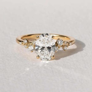 Anillo de compromiso de moissanita de corte ovalado de 3 quilates, anillo de aniversario de moissanita en oro amarillo de 14 quilates, anillo de novia, anillo de bodas