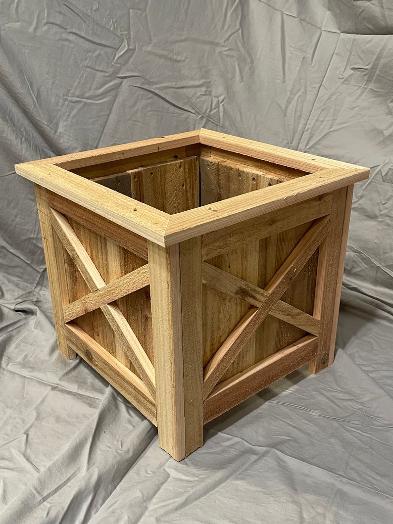 Cedar Farmhouse Planter Box Etsy