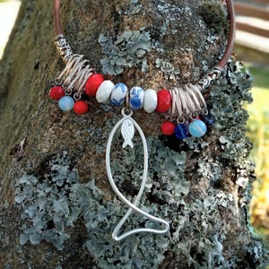Halskette/ Gargantilla cuentas rojas de piedra natural y kristal facetado/ Halskette/ Accesorio/ Regalo