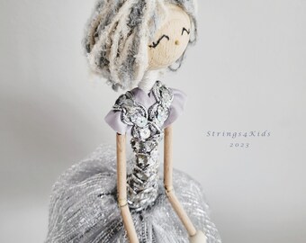 Silver Queen String Puppet