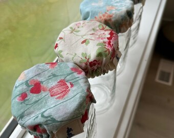 Vintage Floral Fabric Jar Cover, Reusable Sourdough Starter Cap, Eco-Friendly