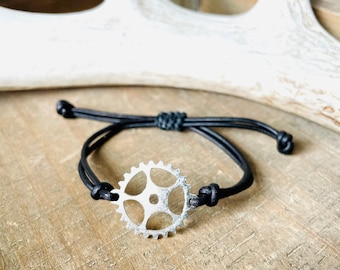 Pulsera de cuero negro para hombre con diseño de bicicleta