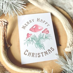 Carte de Noël aquarelle peinte à la main / Carte champignon champignon / Carte de Noël joyeux / Carte de Noël Cottagecore / Noël folklorique