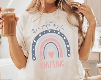 Knitting Gift Shirt, Knitting Tee, Knitter T-Shirt, Knitting T Shirt, Knitter Gift, Gift For Knitting Lover, Love For Knitting, Gift For Mom