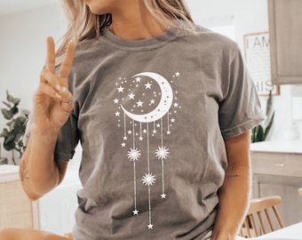 Aesthetic Moon And Sun Astrology Gift Shirt, Astronomy Retro T-Shirt, Celestial Tee, Spiritual Shirt, Mystical Tshirt, Moon Phase Shirt