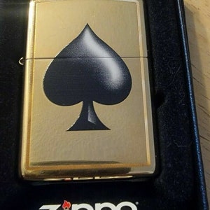 Rare Retired Polished Brass Ace Of Spades Zippo Lighter