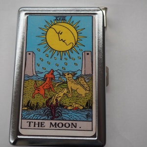 Cigarette Case W/Built In Butane Lighter Moon Tarot Card