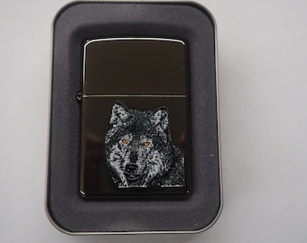 Rare Retired 2002 Encendedor Zippo Wolf cromado pulido