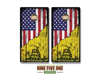 Don't Tread On Me (woodgrain) Cornhole Board Set