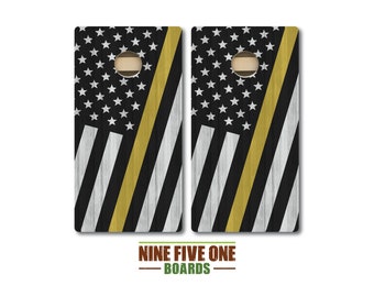 Diagonal Thin Gold Line Cornhole Board Set