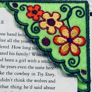 Corner Bookmarks