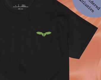 Embroidered Wings Unisex T-Shirt – Minimalist Angel Wings Tee – Exclusive Embroidery – Symbolic Gift – 100% Cotton