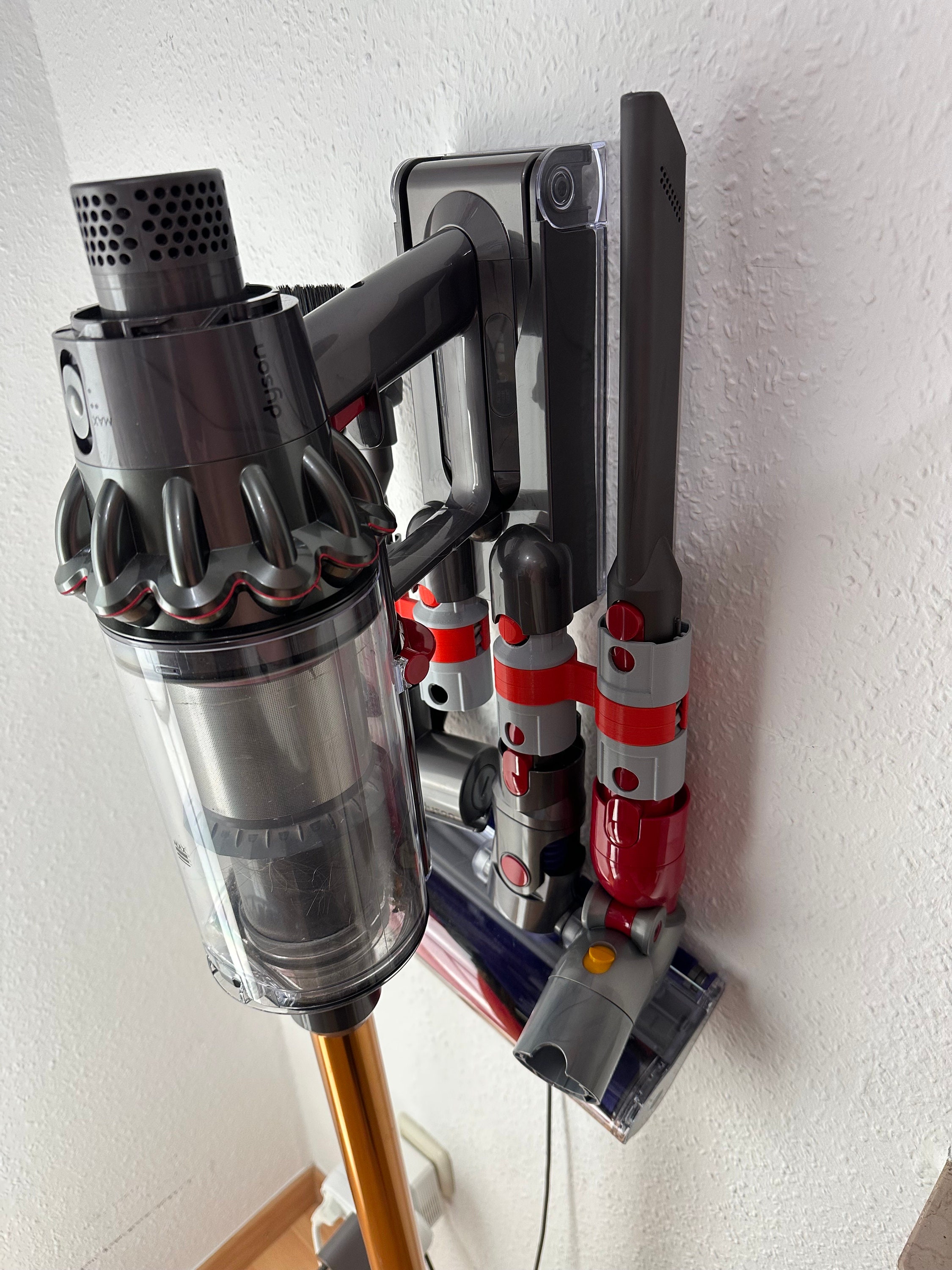STL file BATTERY HOLDER AND ACCESSORIES DYSON V15 🔋・Design to