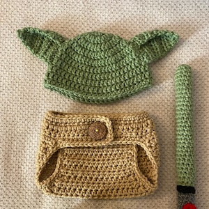 Baby Yoda/Grogu Outfit