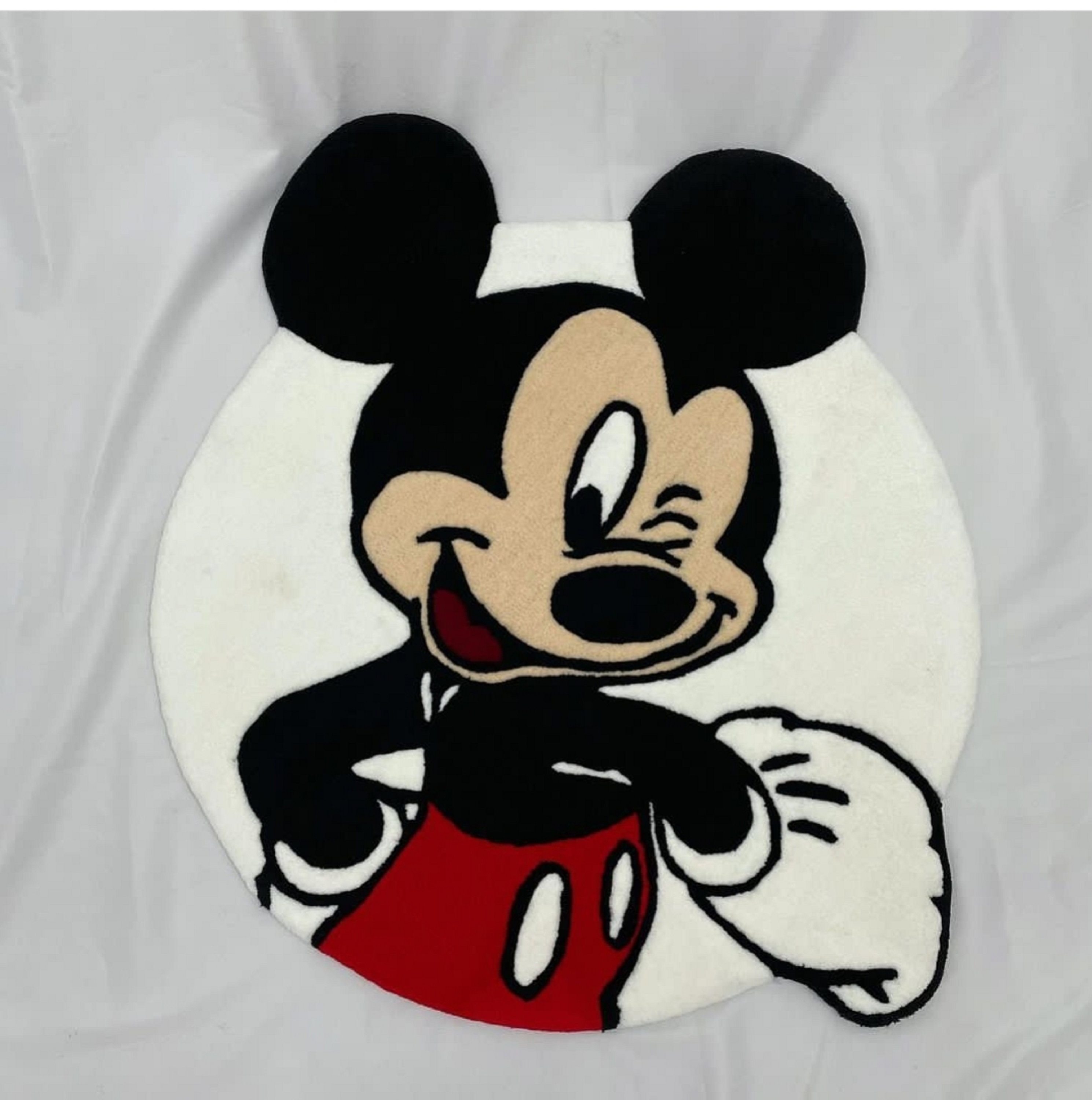 Handmade Mickey Mouse Tufted Rug: Custom Living Room Decor - Etsy