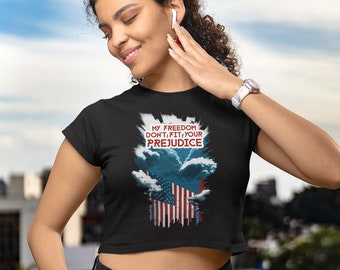 Crop Top med USA-flagga: Patriotisk damtröja - Tillverkad i USA