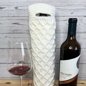 Wine bottle holder gift for Christmas handmade crochet gift wine bottle cozy wine bottle gift bag unique Christmas gift