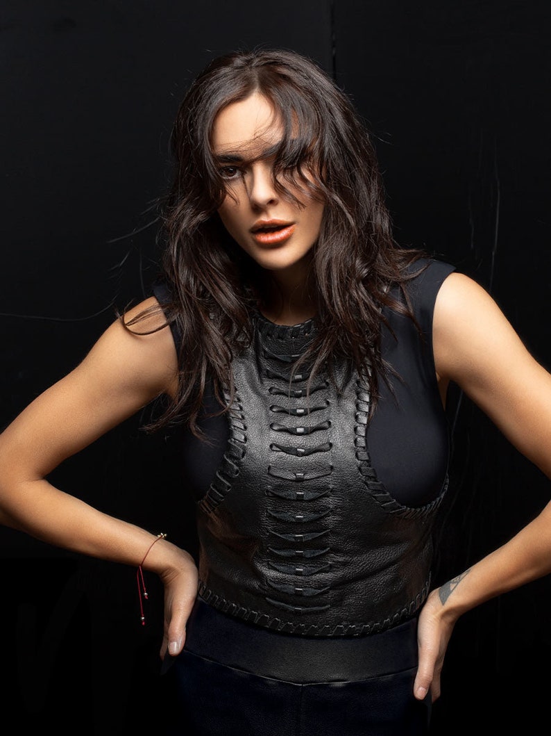 Gilet en cuir pour femme | Vêtements de printemps pour femme en cuir véritable image 2