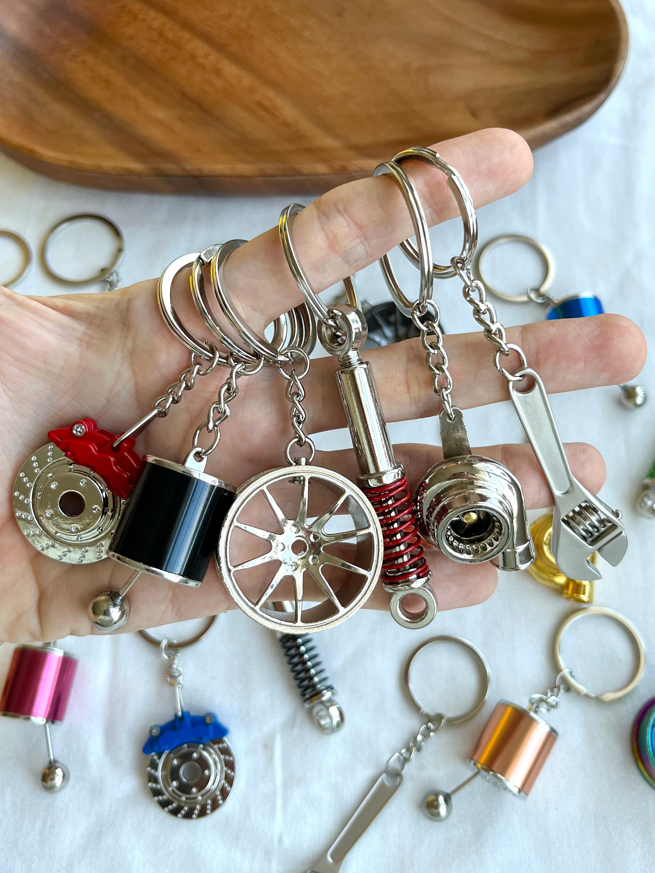 11 Pieces Auto Parts Metal Key Chain Set Spinning Turbo Keychain Wrench  Keyring Motorcycle Helmet Key Holder Wheel Tire Rim Brake Rotor Keychain  for