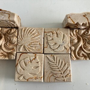 Oatmeal honey goatsmilk soap