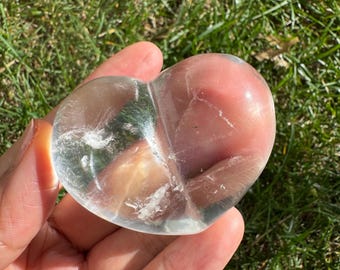 Natural Clear Quartz Heart – Hand Carved ～ 122 g (0.27 lbs) ~N203