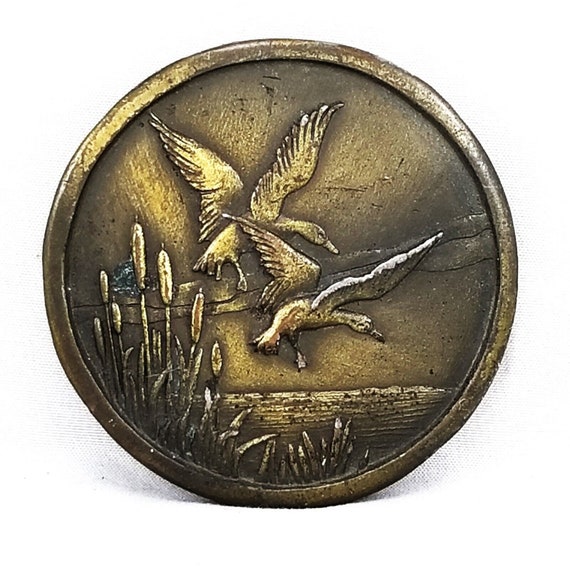 Vintage 1970s Bird in Flight Belt Buckle Vintage 1970s Brass Flying Bald Eagle Belt Buckle — Outback Toys main image 4