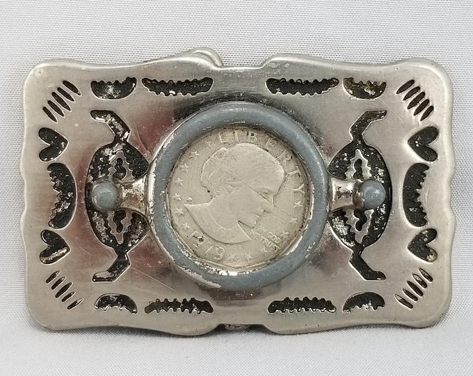 Vintage Belt Buckle Small Western Filigree With 25 Cent Quater In The Center