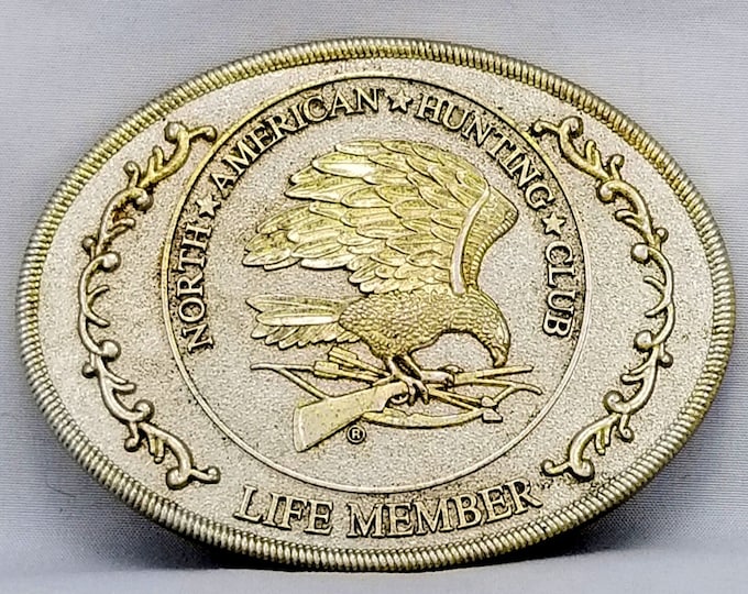North American Hunting Club Belt Buckle – Eagle with Rifle & Shotgun Life Member