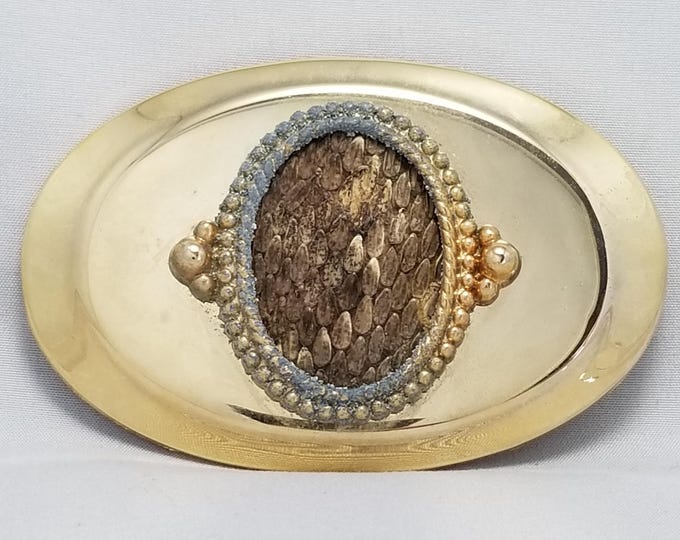 Vintage Gold Tone Oval Belt Buckle with Pinecone Center Piece