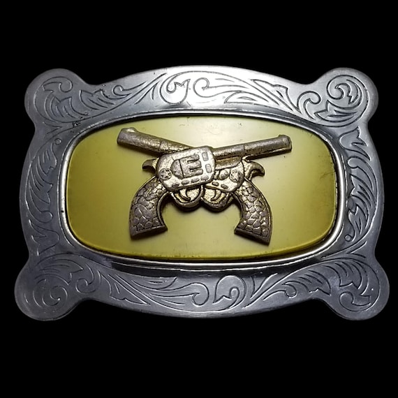 Vintage Belt Buckle Western Crossed Revolvers Six-Shooter Piece Maker Japan