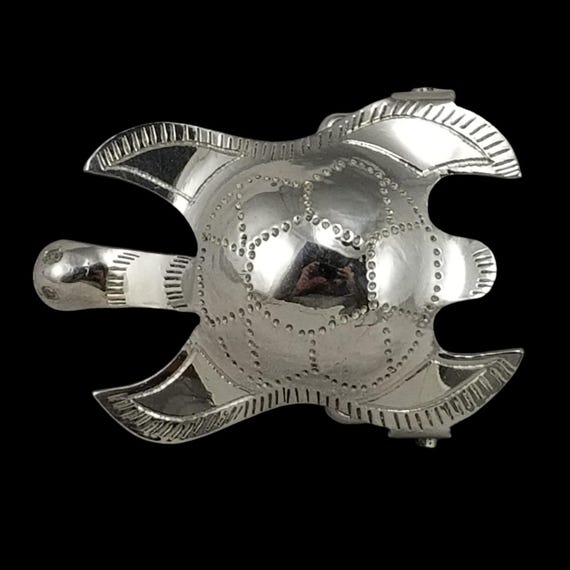 Belt Buckle Sea Turtle Unbranded Silver Tone Stamped Metal Nautical Animal