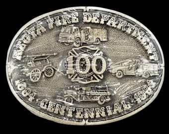 NUEVA hebilla de cinturón de latón macizo vintage del centenario del Departamento de Bomberos de Keota (1884-1984)