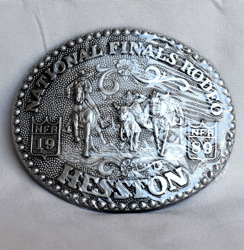 Boucle de ceinture Hesston NFR 1983 : édition 25e anniversaire - Canada