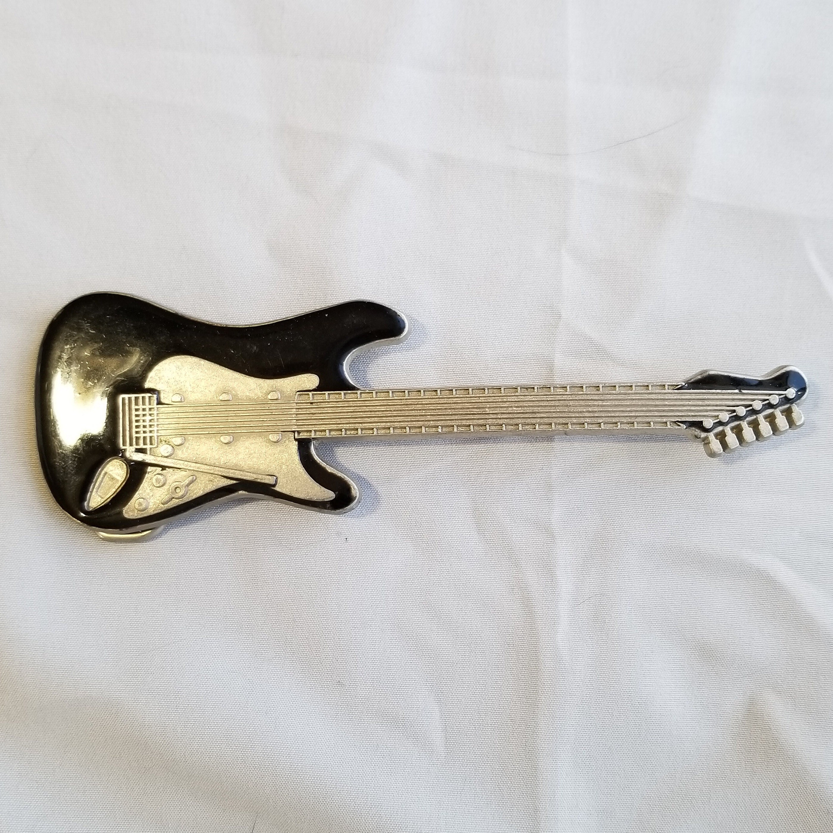 Fender guitar top belt buckle