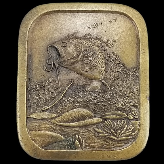 Vintage Indiana Metal Craft 1976 Bass Fish Belt Buckle Fishing Trophy Collectibl