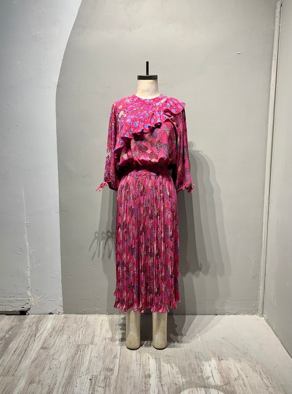 Vintage 80s Susan Freis Pink Pleated Midi Dress