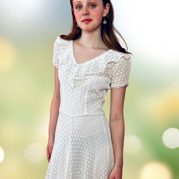 1940s  Lace Dress Midi-length Short Sleeve - image 8