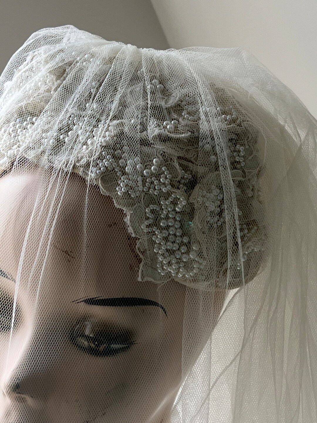 Princess Lace Veil Headpiece main image 0