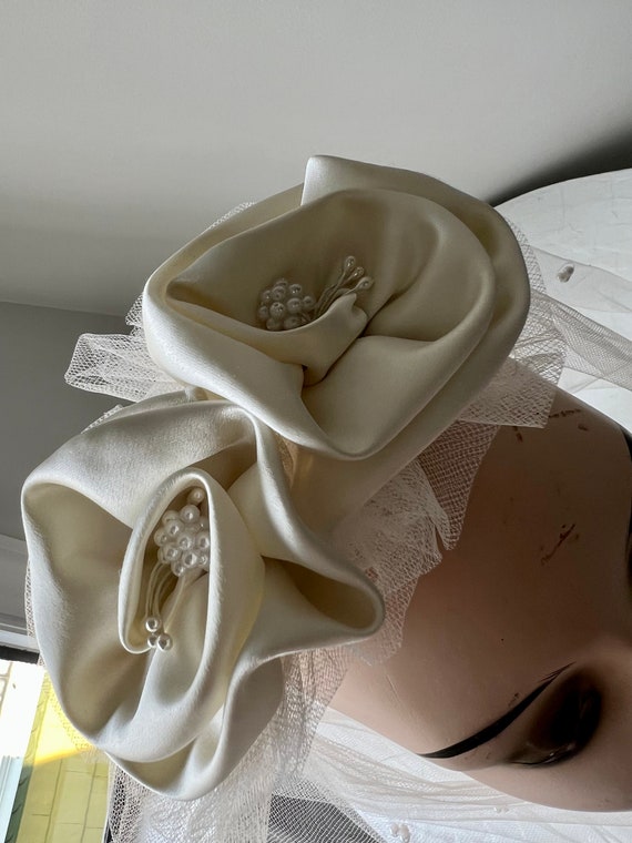 Silk Flowers Comb and Veil - image 1