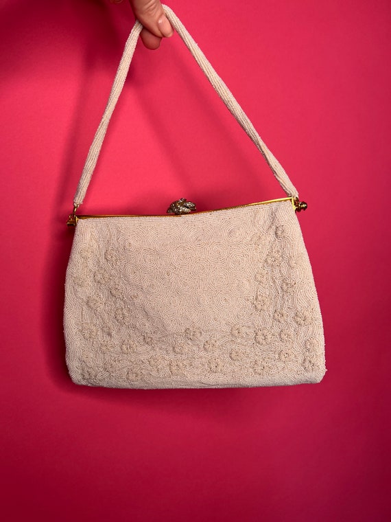 White micro-beaded vintage evening purse with cry… - image 1