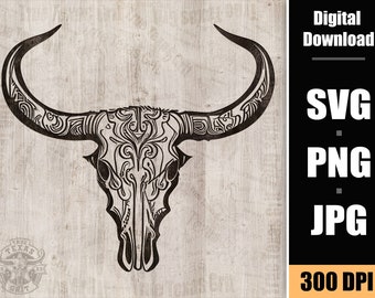 Könnte beinhalten: Schwarz-weiß-Linienkunst-Illustration eines Bullenschädels mit komplizierten Mustern. Das Bild befindet sich auf einem Holzmaserungshintergrund. SVG-, PNG- und JPG-Digitaldownloads sind in 300 DPI verfügbar.