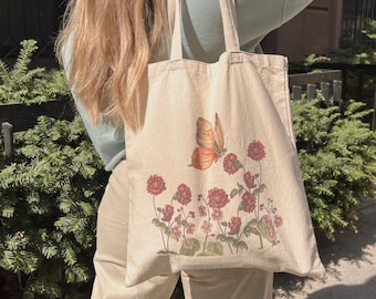 Butterfly Tote Bag / Floral Tote Bag / Canvas Tote Bag / Vintage Pressed Flower Bag / Vintage Tote Bag / Gift for Her / Shopping Bag / Cute